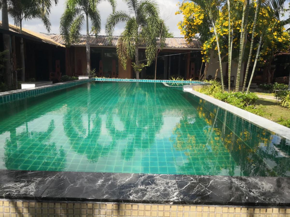 Suanhom Resort Ban Ban San Sai Esterno foto